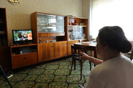 Коммунисты помогают новосибирцам перейти на цифровое ТВ