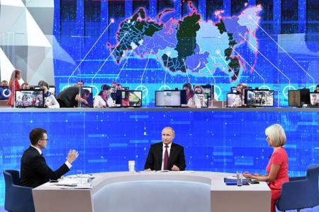 С.П.Обухов – «Свободной прессе»: Про «Прямую линию» президента, «зрелых людей» из «банды «Единой России» и похороны генерала Бобкова