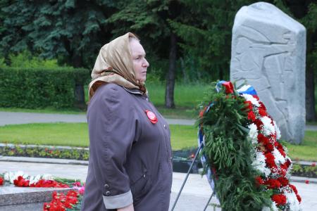 В Омске традиция, которую хранили коммунисты, стала массовой