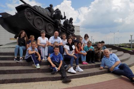 Воронеж. При поддержке депутата Госдумы Сергея Гаврилова сельские школьники посетили музейный ансамбль Прохоровки