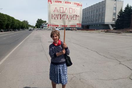 Самарская область. В Сызрани граждане провели одиночные пикеты против ухудшения жизни в стране