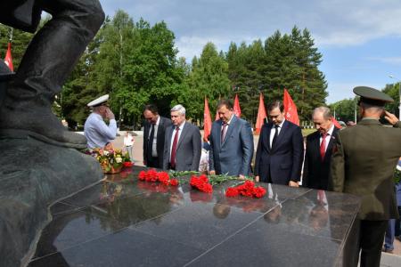 Завершился VIII (июньский) Пленум ЦК КПРФ
