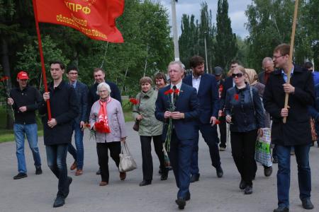 В Омске традиция, которую хранили коммунисты, стала массовой