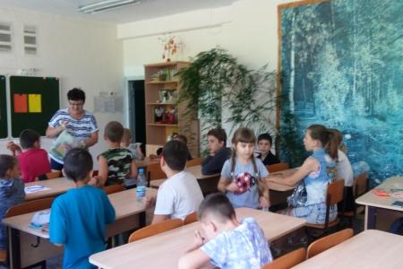 В Саратовской области при поддержке КПРФ и ВЖС «Надежда Россия» открылась детская площадка