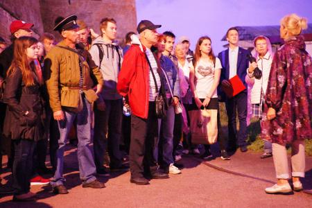 Санкт-Петербург. В ночь с 21 на 22 июня коммунисты и комсомольцы приняли участие в «Вахте памяти»