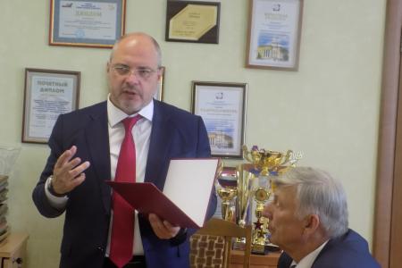Депутат Госдумы Cергей Гаврилов обсудил с воронежскими авиастроителями грузинские события и ситуацию на ВАСО