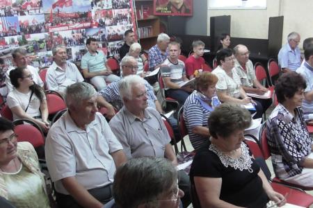 Саратовские коммунисты говорят: Нет - "заводу смерти" в Горном!