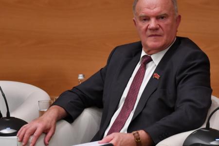 Г.А. Зюганов на парламентских слушаниях в Госдуме: Мы оказались под многослойным колпаком!