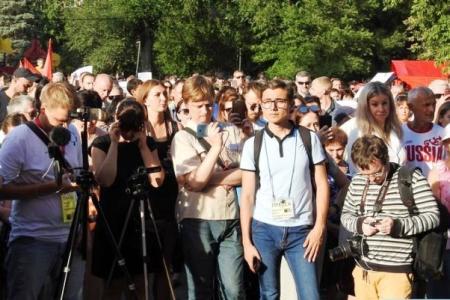 Саратов. Встреча депутатов-коммунистов с избирателями