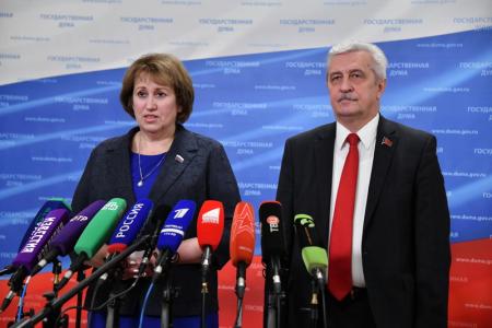 В.А. Ганзя и Н.И. Осадчий выступили перед журналистами в Госдуме