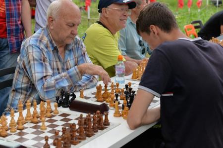 Новосибирские коммунисты провели традиционную летнюю Спартакиаду