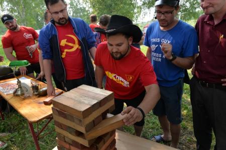Новосибирские коммунисты провели традиционную летнюю Спартакиаду