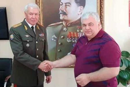 Казбек Тайсаев поздравил генерала Соболева с завершением регистрации кандидатом от КПРФ на должность губернатора Ставропольского края