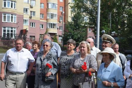 В подмосковном Домодедово торжественно открыли мемориальную доску в честь ветерана Великой Отечественной войны И.П. Никонова