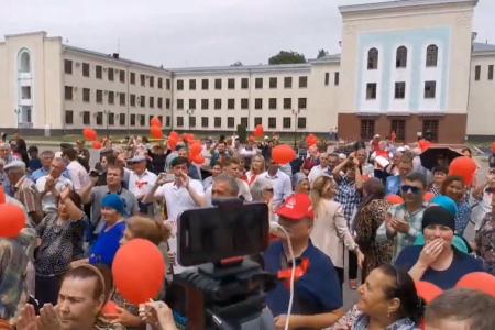 Лобовое столкновение КПРФ с «арашуковщиной» в Карачаево-Черкесии!