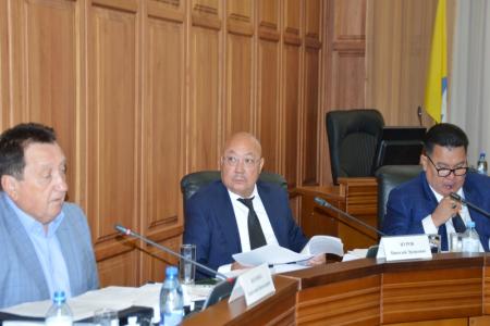 Фракция коммунистов Калмыкии против конъюнктурного закона о празднике