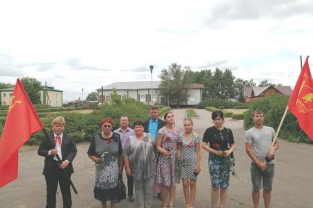 Первый секретарь Алтайского крайкома КПРФ Мария Прусакова провела встречи с жителями Новичихинского и Волчихинского районов