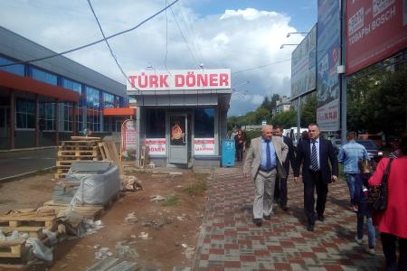 Руководители фракций КПРФ в Заксобрании и Гордуме провели рейд по улицам города Кирова