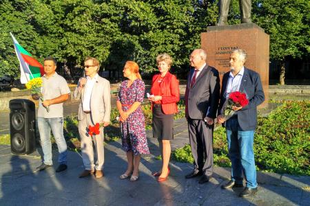 Владимир Поздняков принял участие в митинге памяти антифашиста Георгия Димитрова