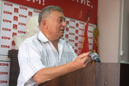 На Пленуме Чувашского рескома КПРФ обсудили новые формы и методы работы в отстаивании прав трудящихся