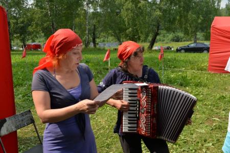 Новосибирские коммунисты провели традиционную летнюю Спартакиаду