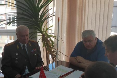 К.К. Тайсаев на заседании предвыборного штаба поздравил В.И. Соболева с успешной регистрацией кандидатом на пост губернатора Ставропольского края