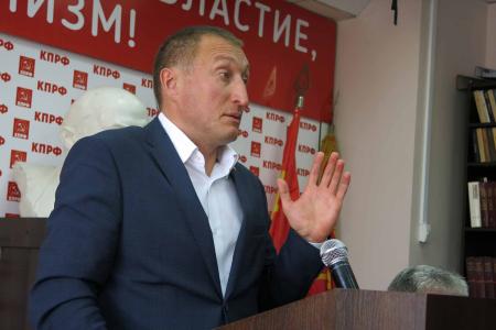 На Пленуме Чувашского рескома КПРФ обсудили новые формы и методы работы в отстаивании прав трудящихся