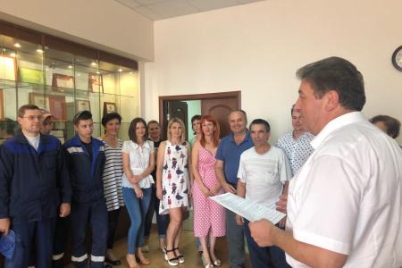 Лидер ставропольских коммунистов Виктор Гончаров встретился с коллективом местного химзавода