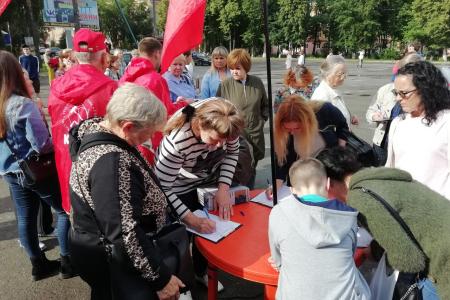 Пермский край, г.Краснокамск. Нет слиянию школ!
