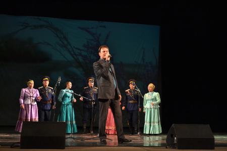 Николай Арефьев выступил на вечере «Русского лада» в Астрахани