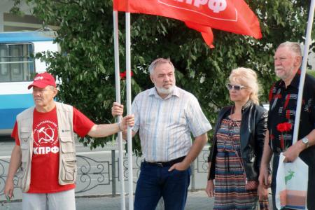В Иваново прошел митинг, посвящённый памяти расстрелянных рабочих 10 (23) августа 1915 года