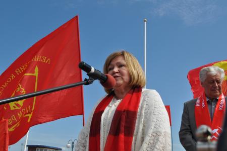 Состоялась рабочая поездка ленинградских коммунистов и комсомольцев в Великий Новгород