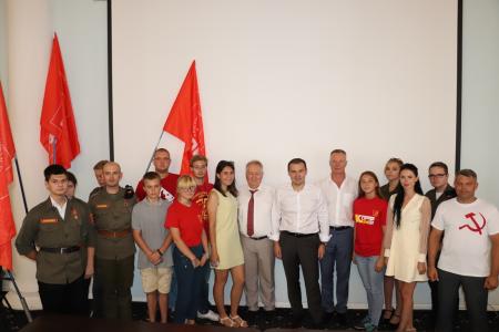 Ю.В. Афонин на встрече в Севастополе: Коммунисты города-героя идут на выборы в Заксобрание сильной энергичной командой!
