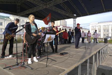 Акция протеста КПРФ в Якутии