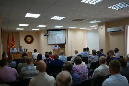 В Сталинградском обкоме КПРФ прошло заседание областной ассоциации депутатов-коммунистов 