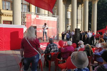Выборы-2019: Анатолий Локоть провел встречу в Калининском районе Новосибирска