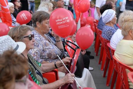 Выборы в Новосибирске. На ОбьГЭСе прошла встреча с кандидатом на пост мэра Анатолием Локтем