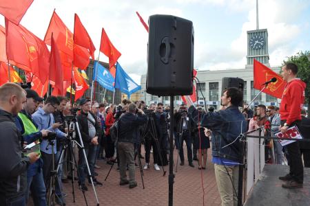 Петербургу нужны честные выборы! В городе Ленина прошел митинг КПРФ