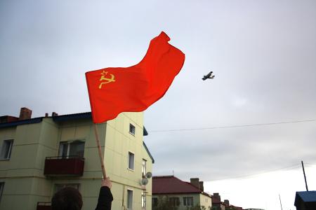 Ненецкий АО. Красные флаги в Красном городе