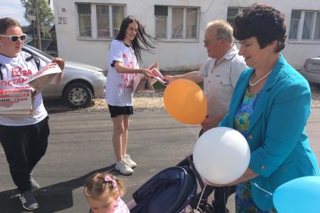 Агитационные бригады Нины Останиной продолжают работу в Новгородской области