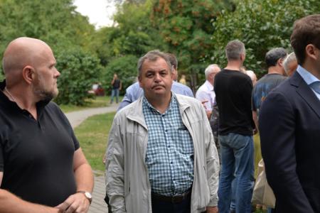 Трехметровую стелу с якорем в память героям-речникам открыли в Новосибирске
