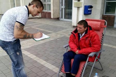 Кандидат в депутаты Тульской облдумы от КПРФ Юрий Корецких объявил сухую голодовку