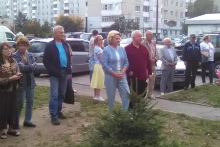 Нина Останина проводит встречи с жителями Великого Новгорода