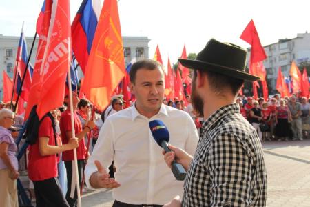Ю.В. Афонин в Симферополе: Сильная и мощная фракция КПРФ в Госсовете Крыма - залог поступательного развития республики!