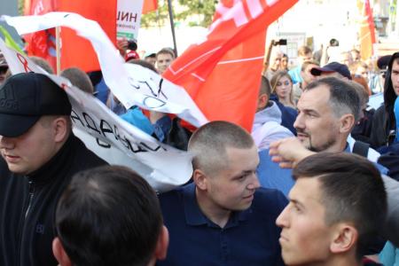 Иркутяне открыли всероссийскую акцию протеста митингом «За достойную жизнь! Против произвола «Единой России!»