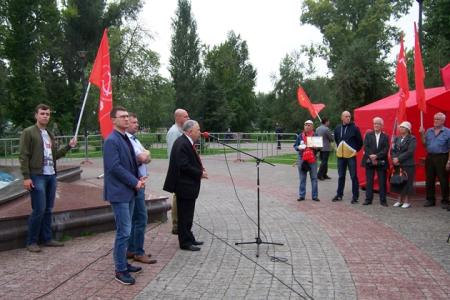 Казань. Коммунисты в рамках Общероссийской акции протеста провели митинг «ЗА честные и чистые выборы!»