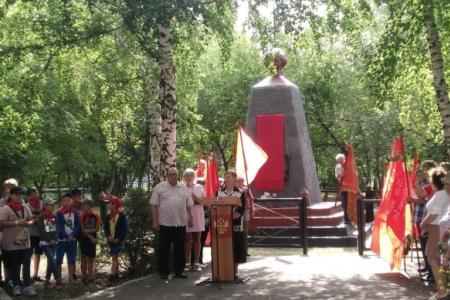 Алтайский край. Коммунисты почтили память земляков, погибших 100 лет назад в  антиколчаковском восстании