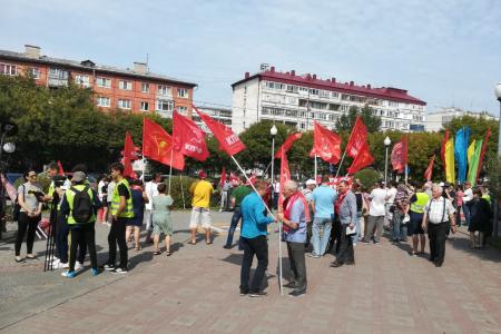 В Тюмени прошёл митинг за честные и чистые выборы