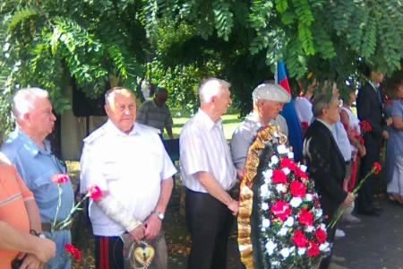 Воронежские коммунисты чтут память героев-земляков