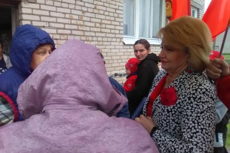 Нина Останина встретилась с жителями деревни Трубичино Новгородского района